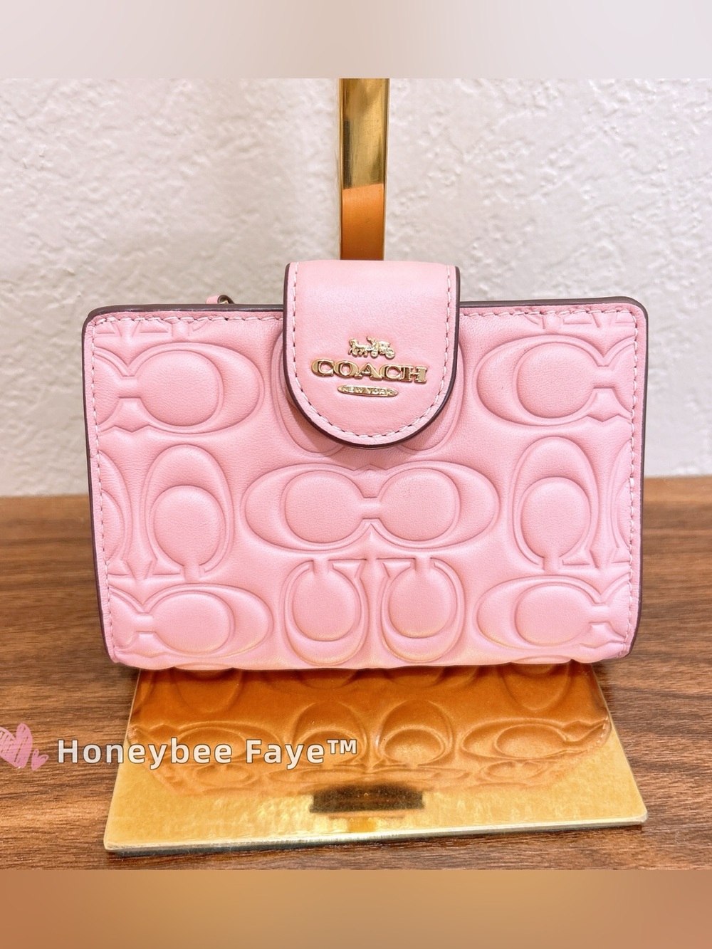 COACH Pink Embossed Signature Leather Wallet with Gold Logo cz341 - Picture 1 of 6